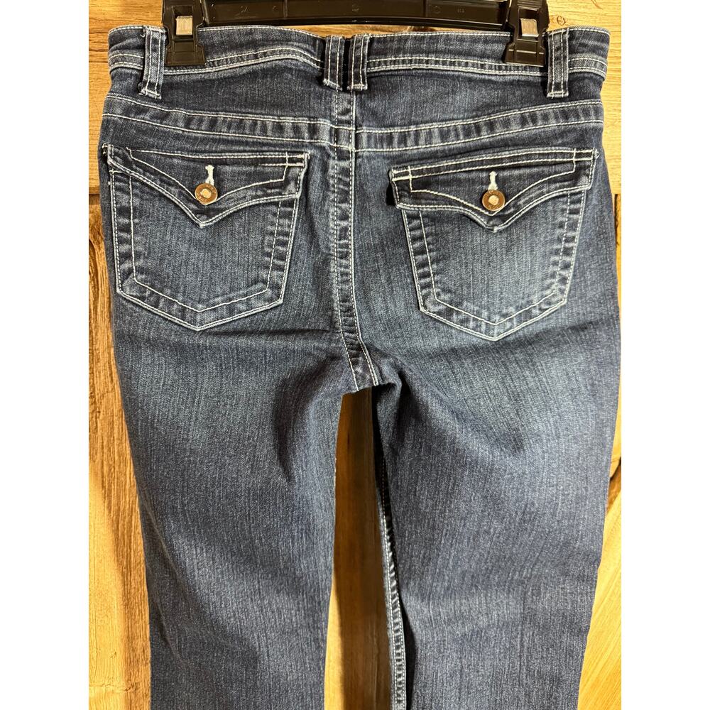 APT. 9 Bootcut Jeans Women's Size 8 Blue Mid Rise Dark Wash 5-Pocket Button Back - Picture 4 of 10
